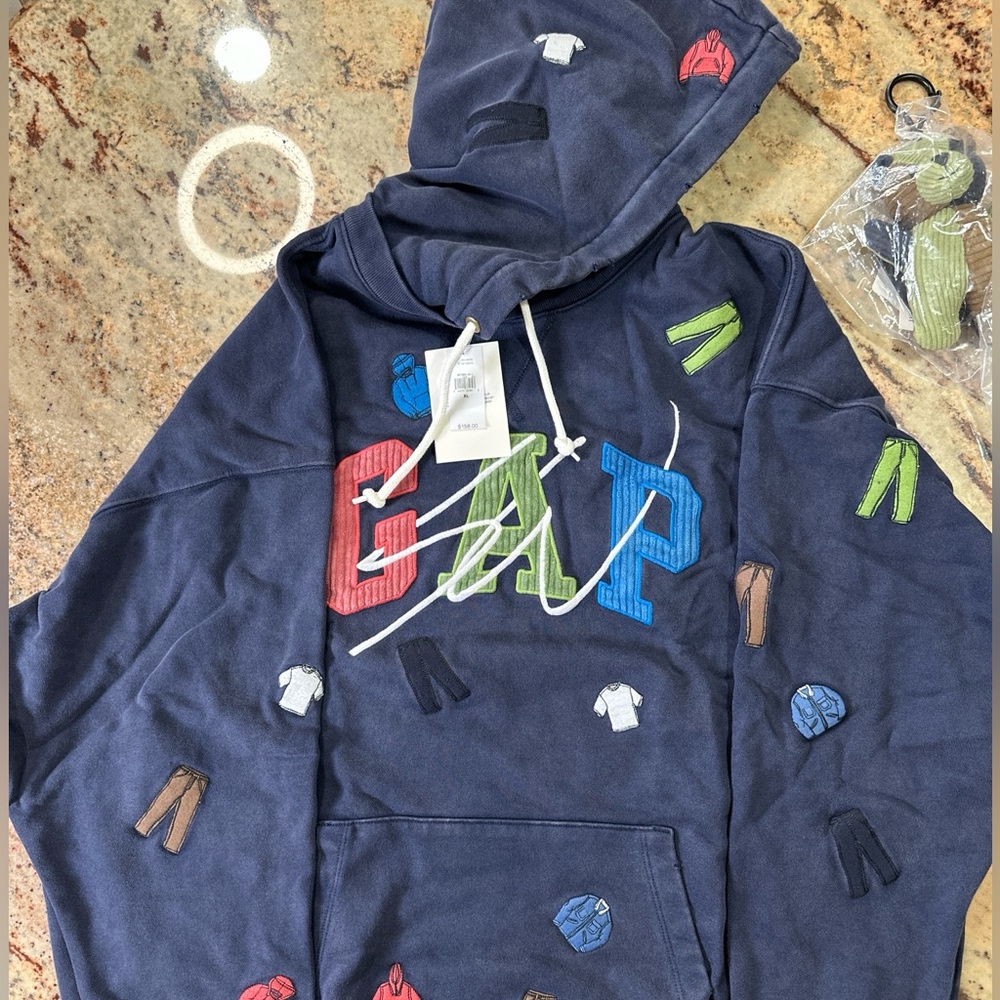 Gap Re-Issue x Sean Wotherspoon Hoodie XL & Mini Corduroy Brannan Bear Plush Toy